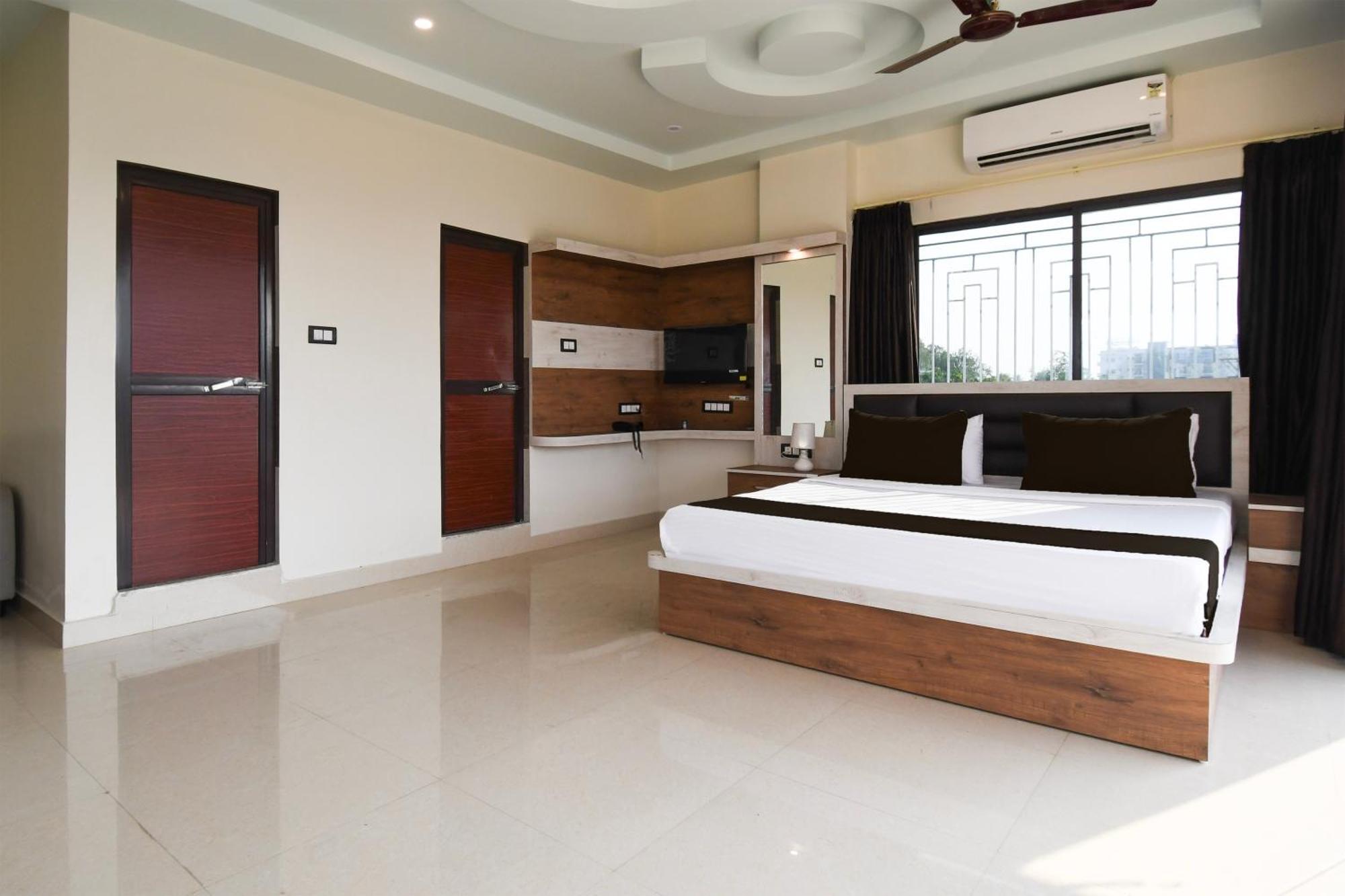 Hotel O Nilmadhab International Tarapith Exteriör bild