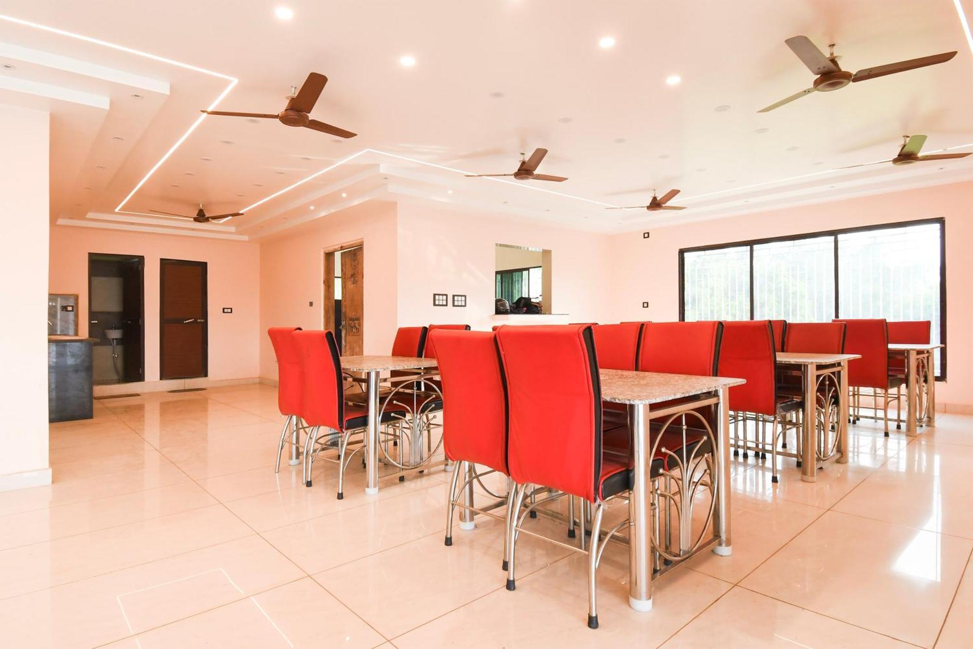 Hotel O Nilmadhab International Tarapith Exteriör bild